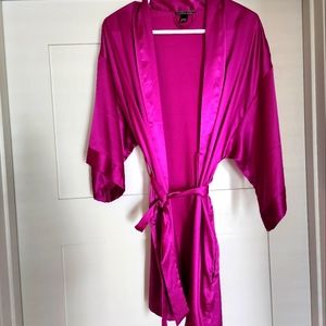 Magenta colored  kimono robe Victoria secret size M / L
